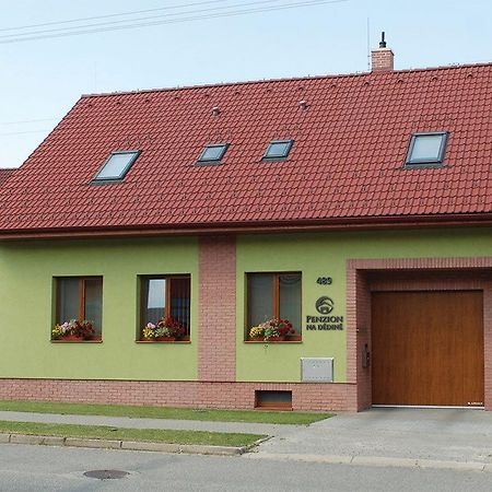 Penzion Na Dedine Мутенице Экстерьер фото